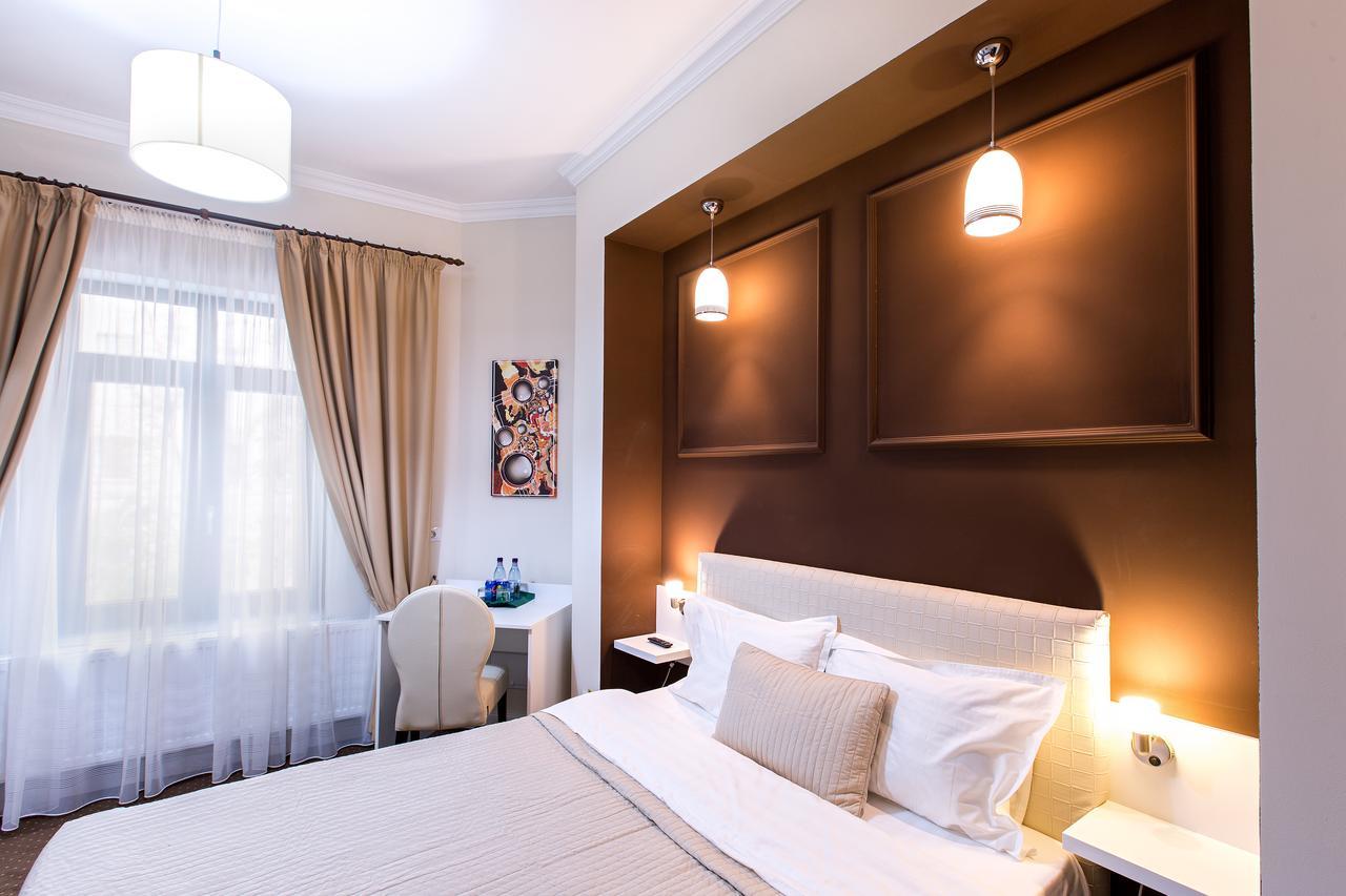 ياش Prestige Hotel المظهر الخارجي الصورة